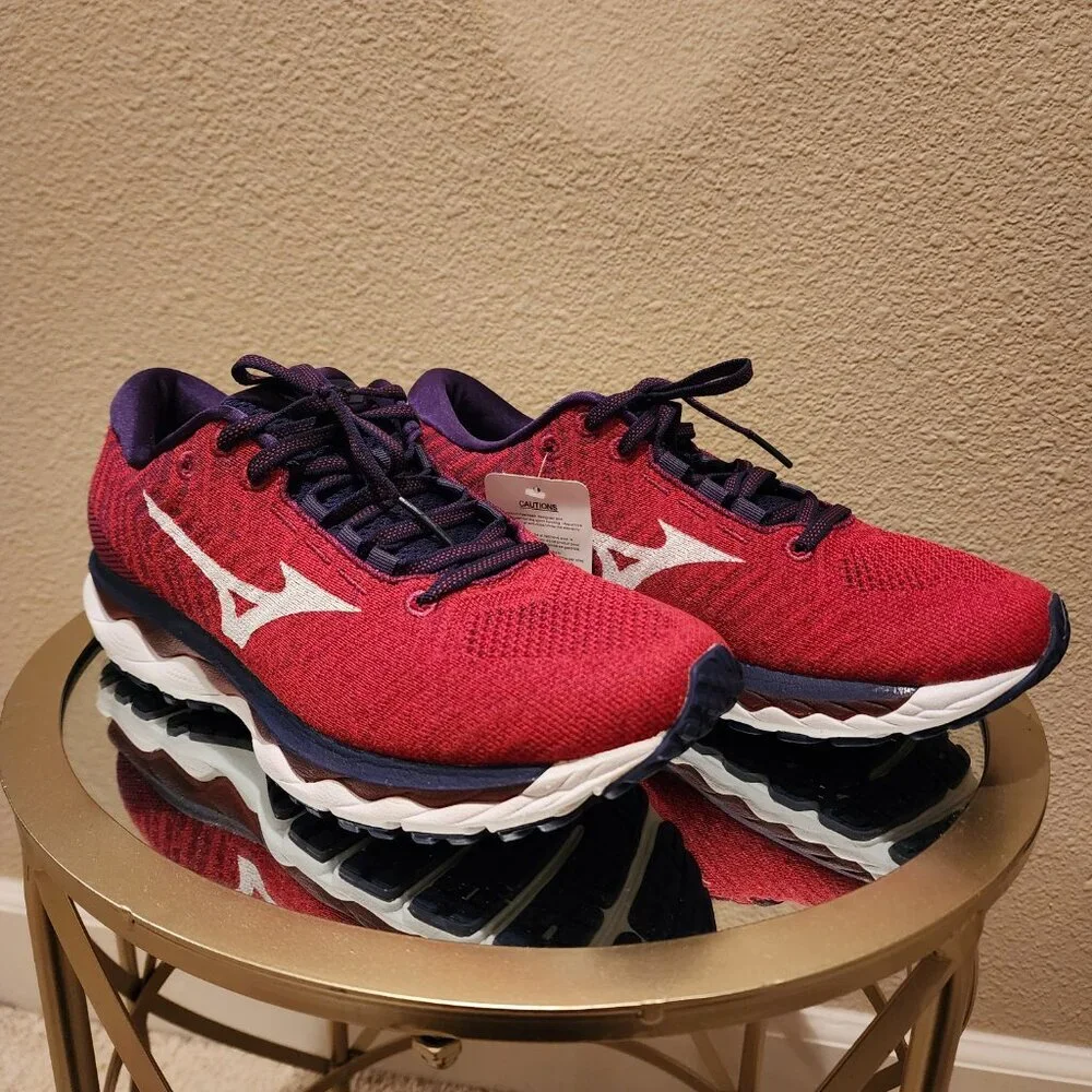 Mizuno Wave Sky Women's Size 10 Red Purple Knit Mesh Lace Up Running Sneaker - Picture 2 of 10